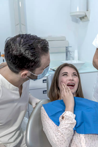 Best Broken or Chipped Tooth Repair in USA